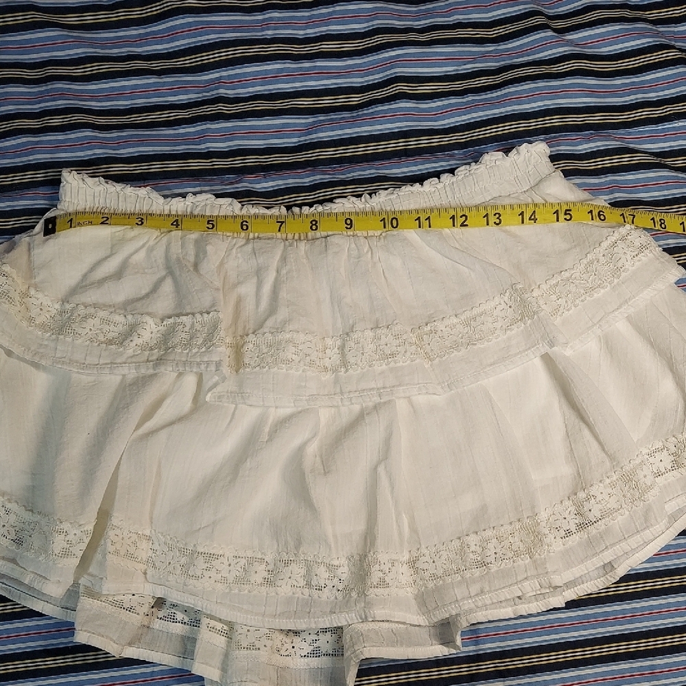 Wild Fable White Tiered Ruffle Mini Skirt - Size Medium - Excellent Condition - Picture 4 of 7